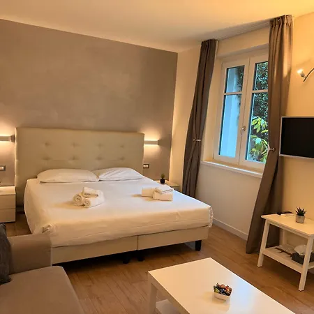 Garden Lägenhet Stresa